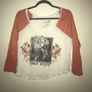 ⭐️We the Free red rose graphic henley⭐️